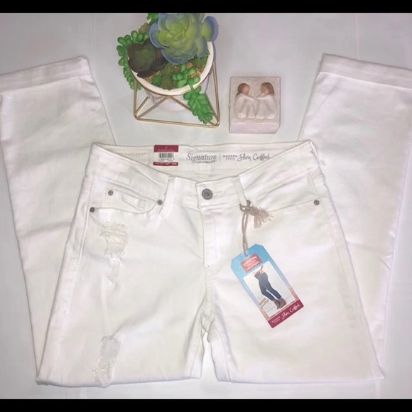 Signature by Levi Strauss Denim - SOLD Signature Levi’s distressed slim cuffed jean